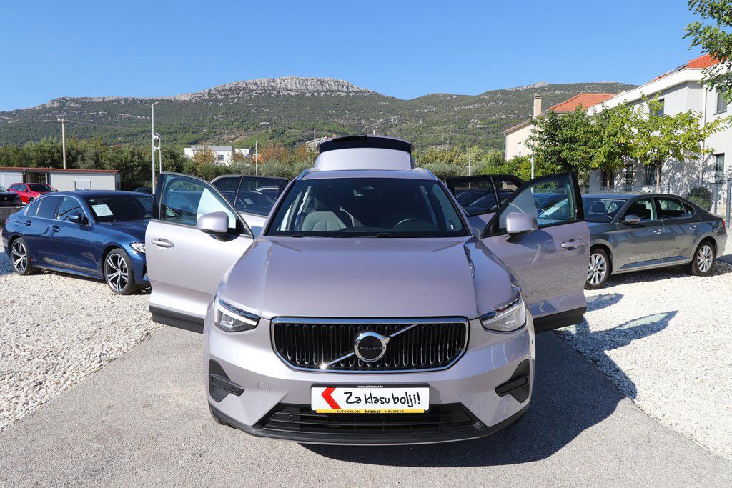 2026 Volvo XC40 — fotografija 14
