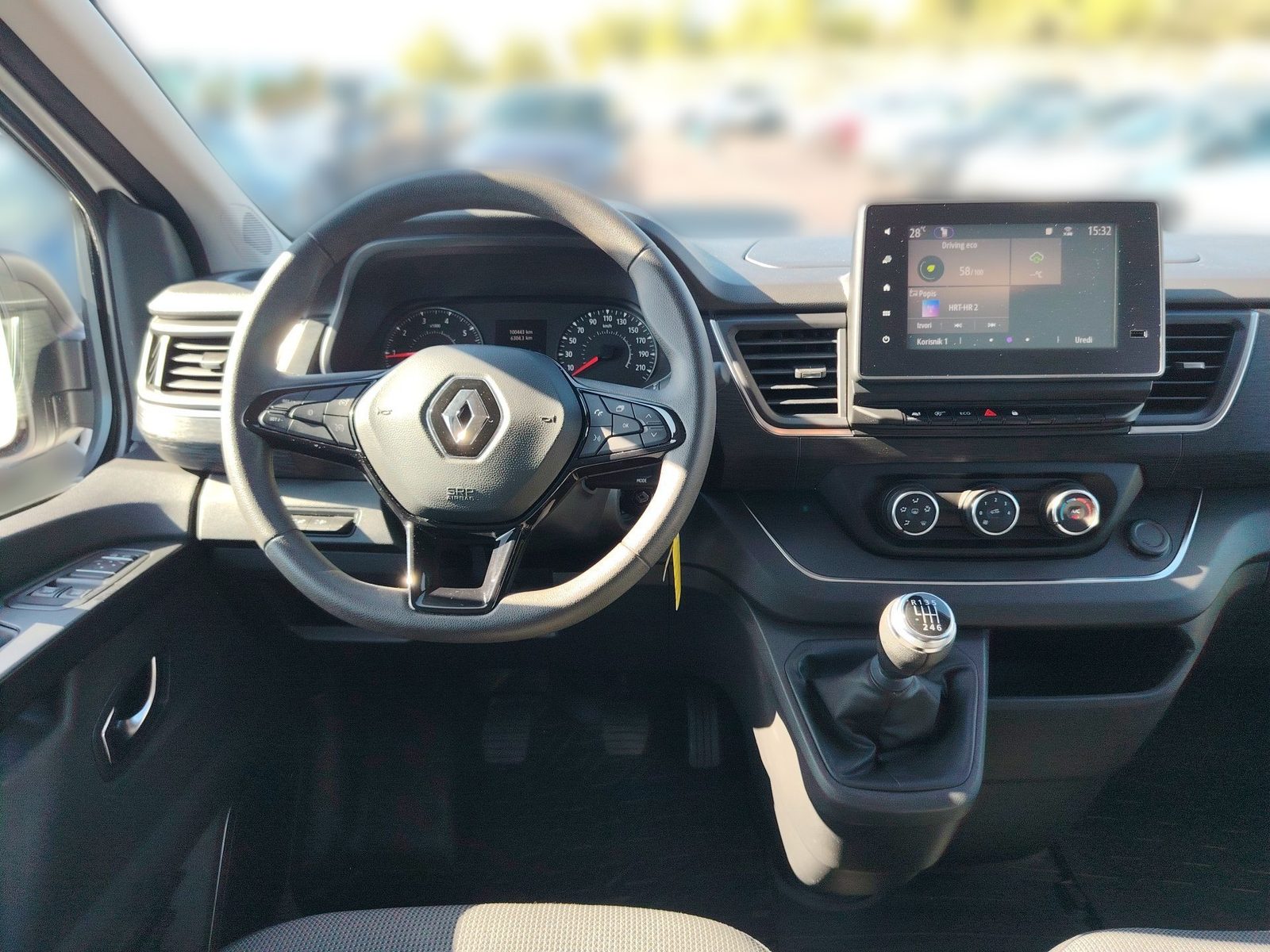 2023 Renault Trafic — fotografija 16