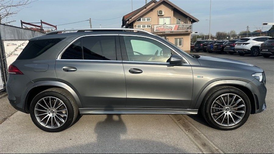 2020 Mercedes-Benz GLE — fotografija 4