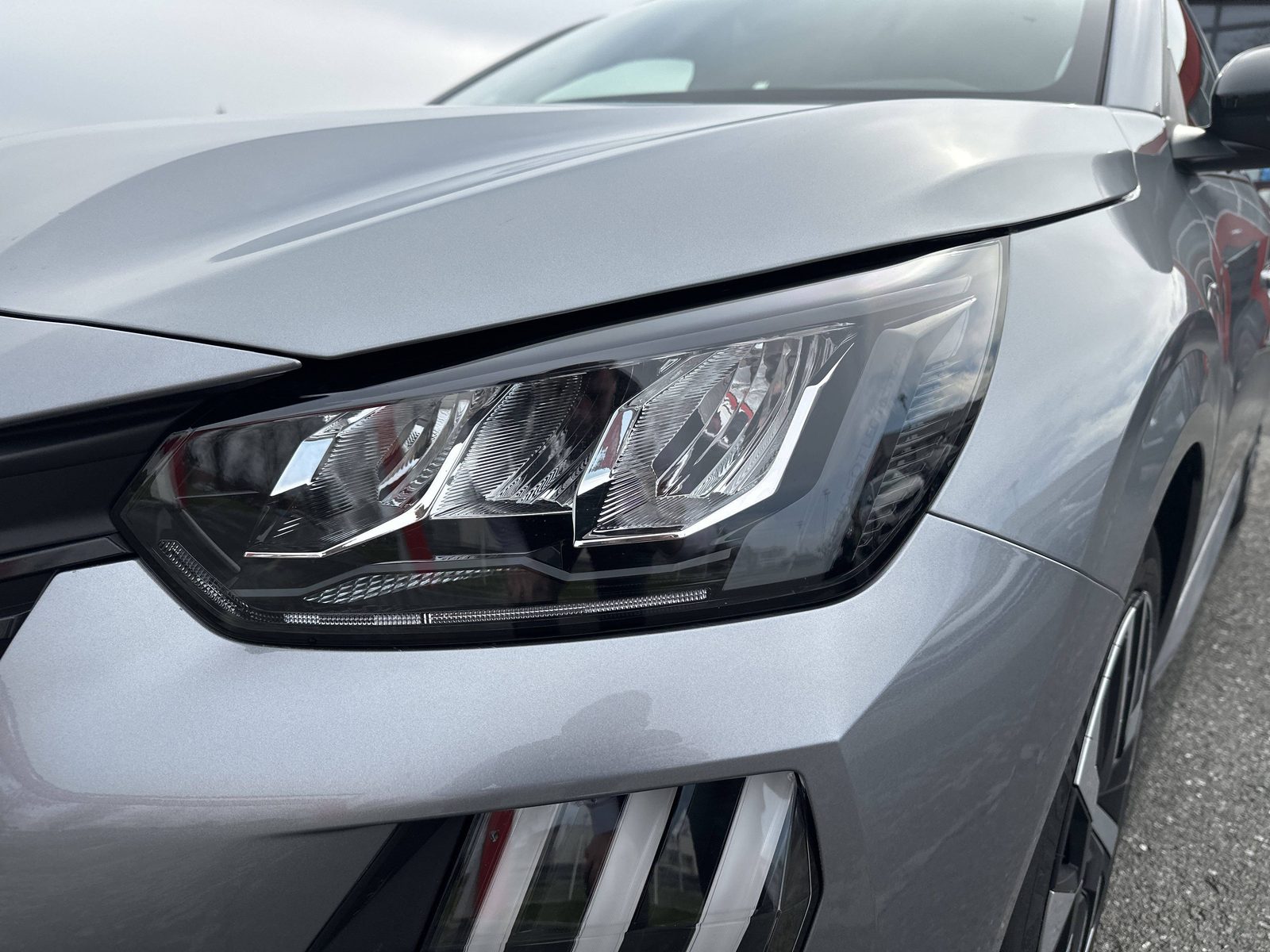 2024 Peugeot 208 — fotografija 13