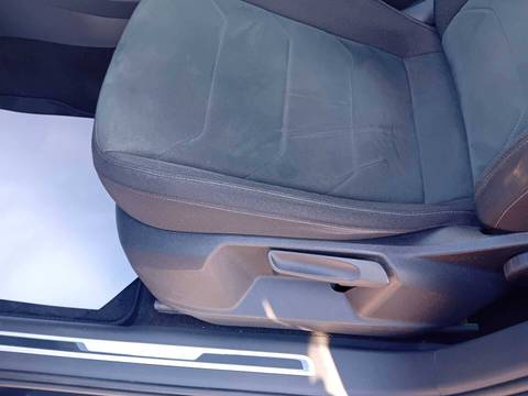 2021 Volkswagen Tiguan — sličica 21