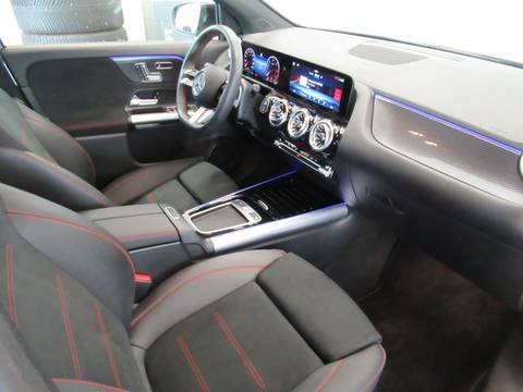 2025 Mercedes-Benz GLA — sličica 10