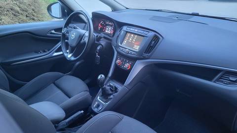 2018 Opel Zafira — sličica 15