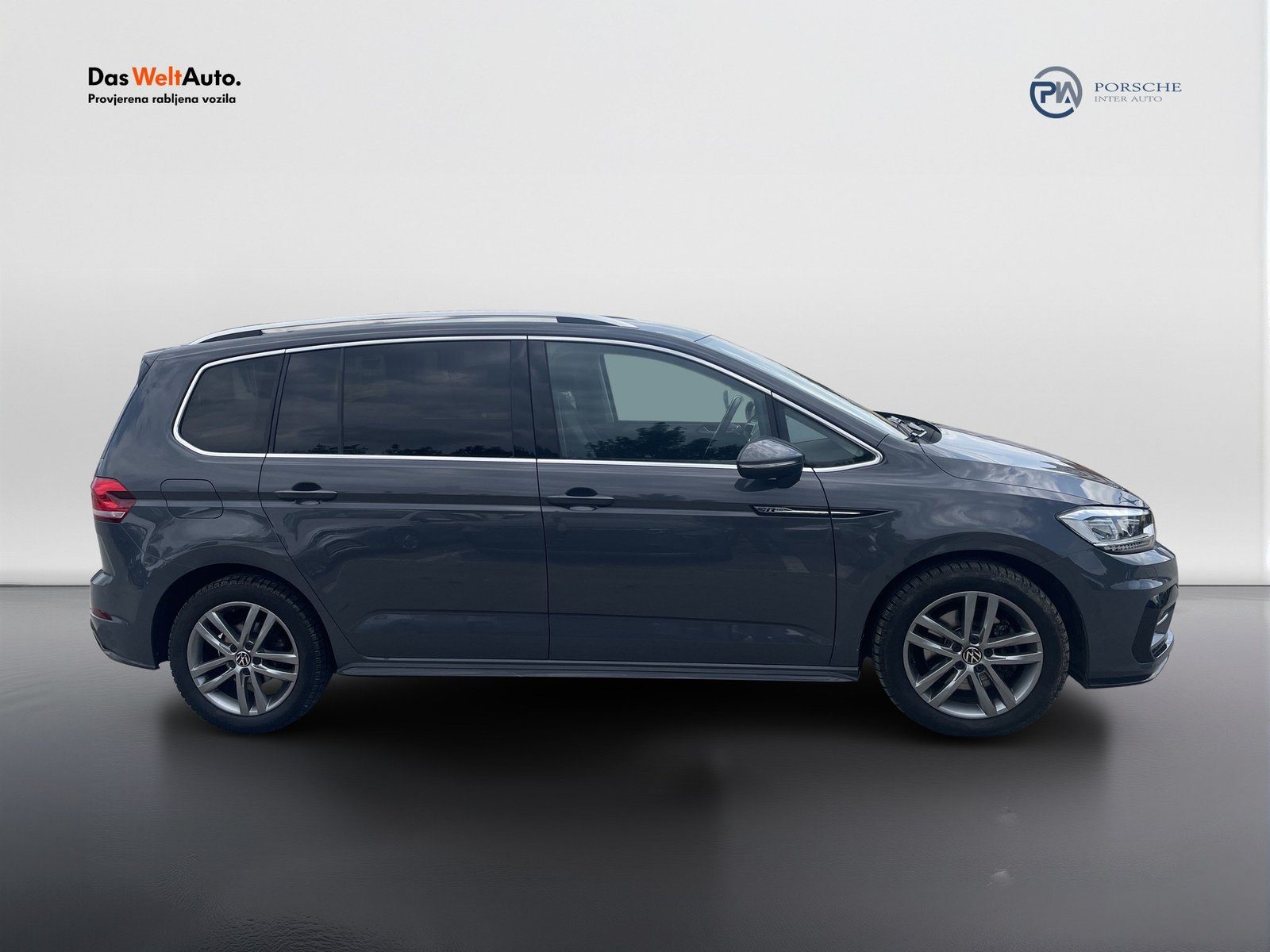 2022 Volkswagen Touran R-Line — fotografija 7