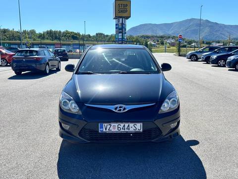 2011 Hyundai i30 — sličica 2