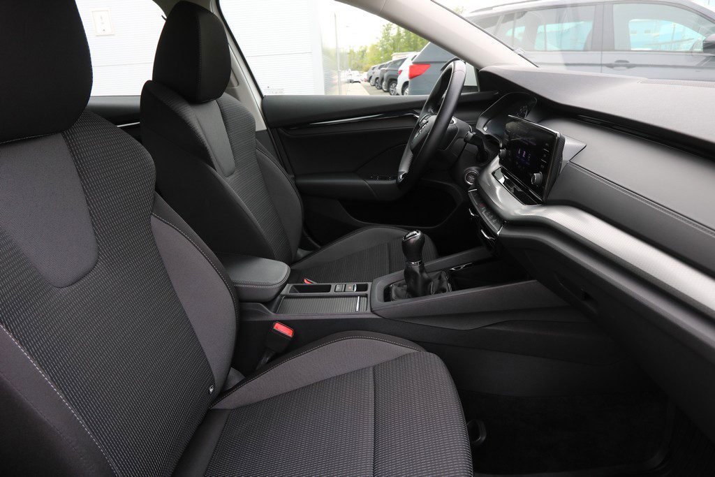 2022 Škoda Octavia — fotografija 7