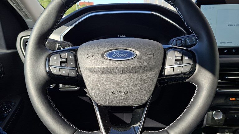 2025 Ford Kuga — fotografija 16