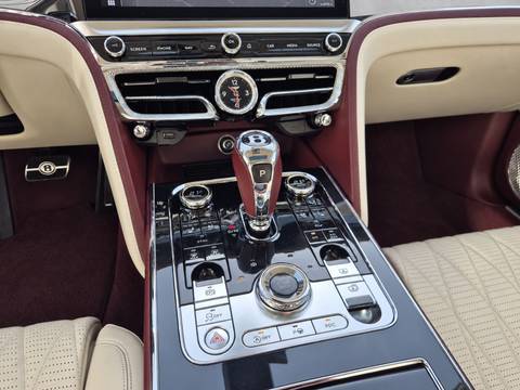 2020 Bentley S1 — sličica 20