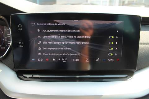 2022 Škoda Octavia — sličica 19