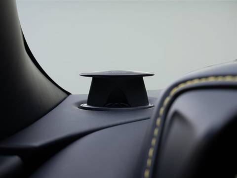2022 Aston Martin DBS — sličica 23