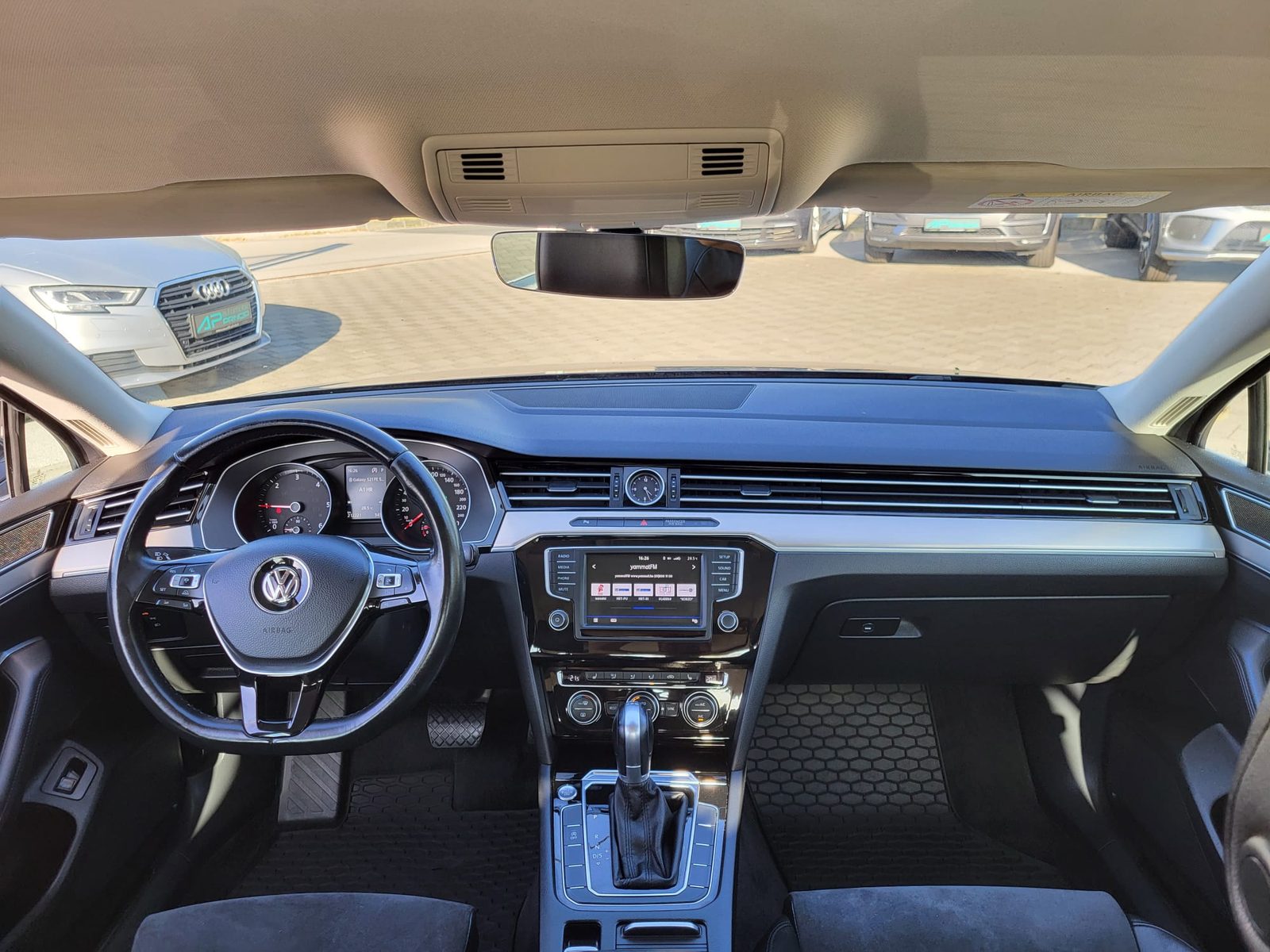 2017 Volkswagen Passat — fotografija 13