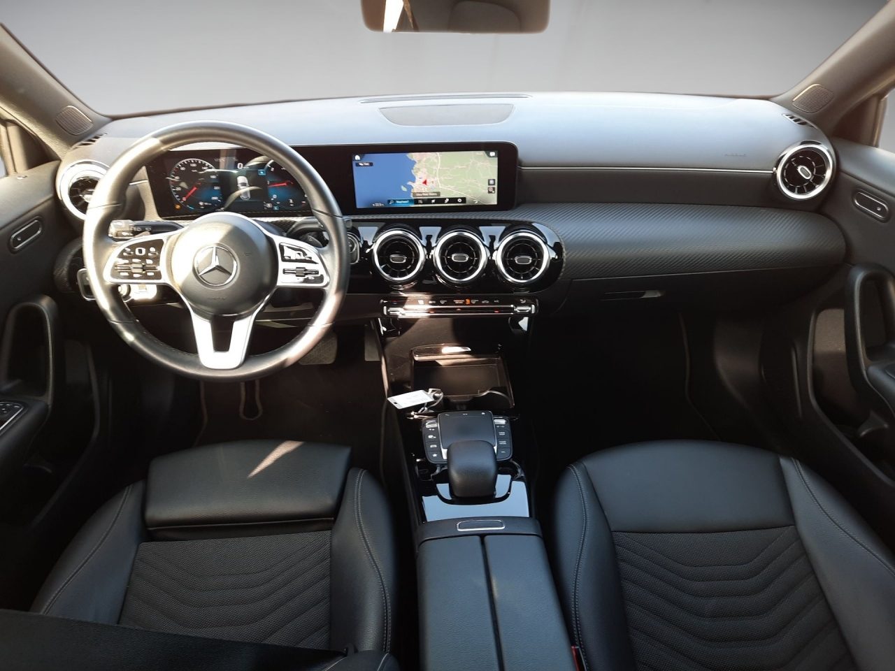 2021 Mercedes-Benz A-klasa — fotografija 15