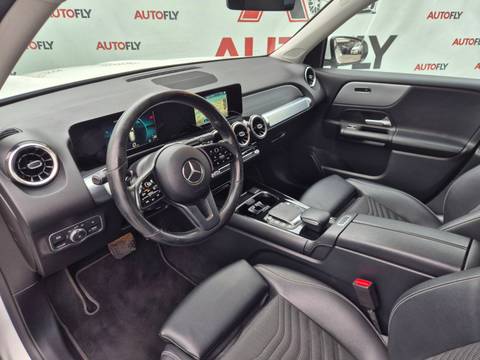 2021 Mercedes-Benz GLB — sličica 16