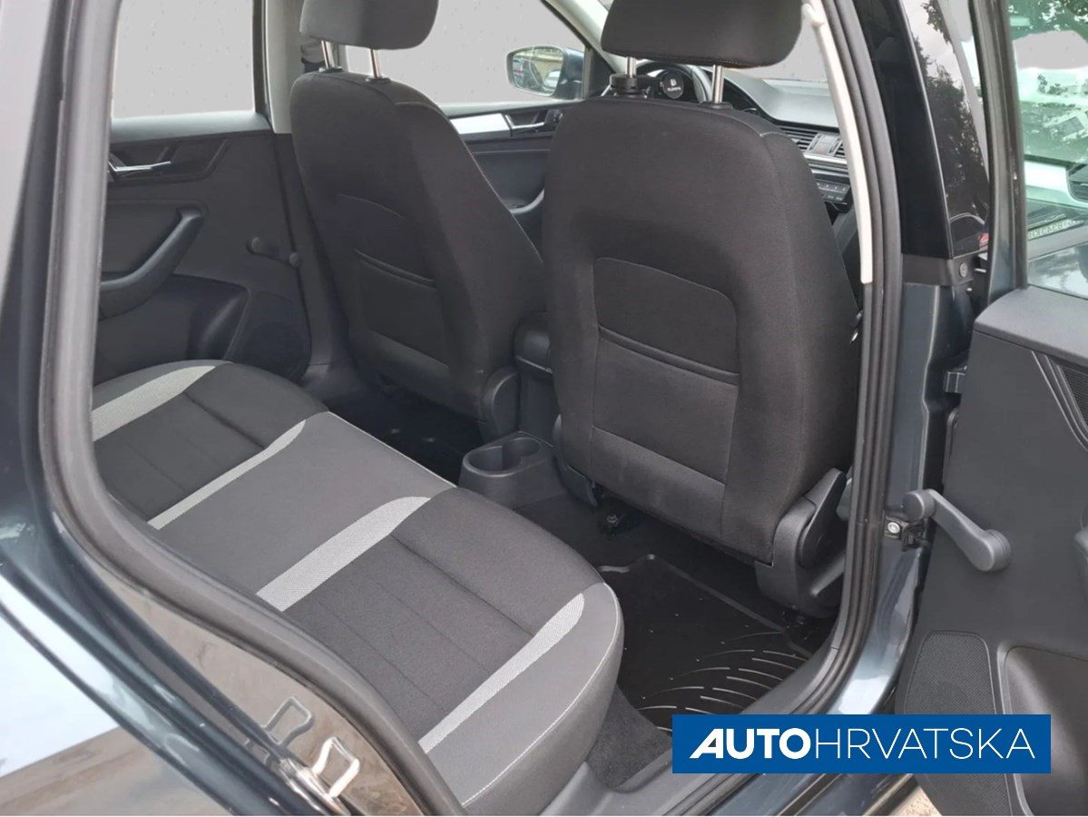 2018 Škoda Rapid — fotografija 13