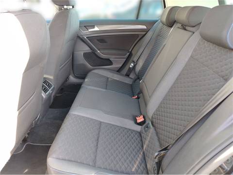 2018 Volkswagen Golf — sličica 11