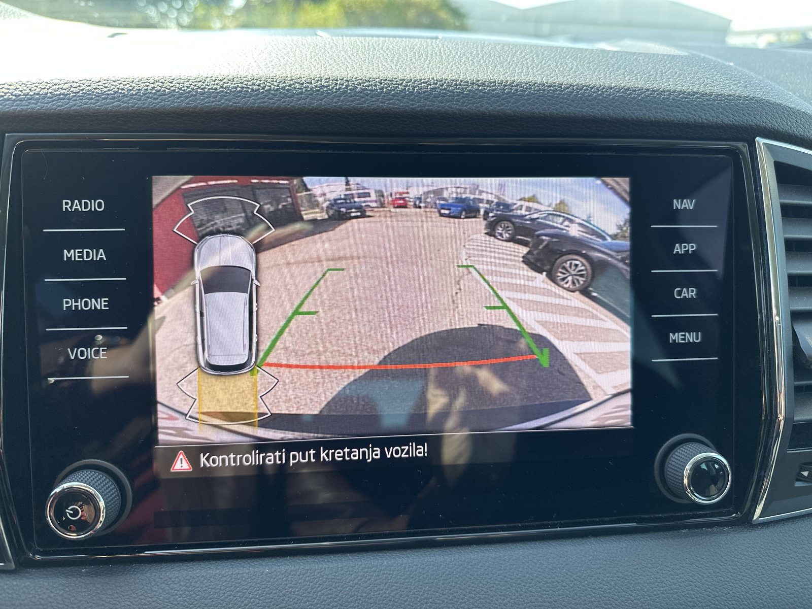 2024 Škoda Karoq — fotografija 19