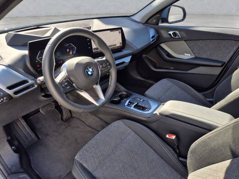 2025 BMW Serija 1 — sličica 14