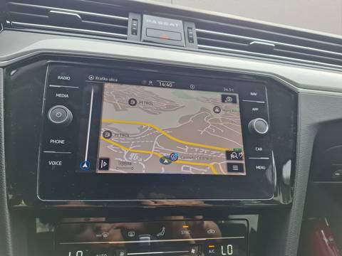 2021 Volkswagen Passat Variant — sličica 17