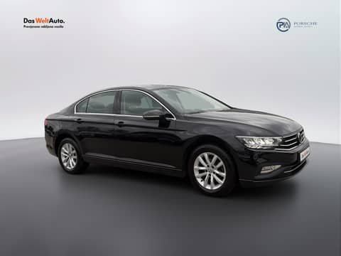 2020 Volkswagen Passat — sličica 6