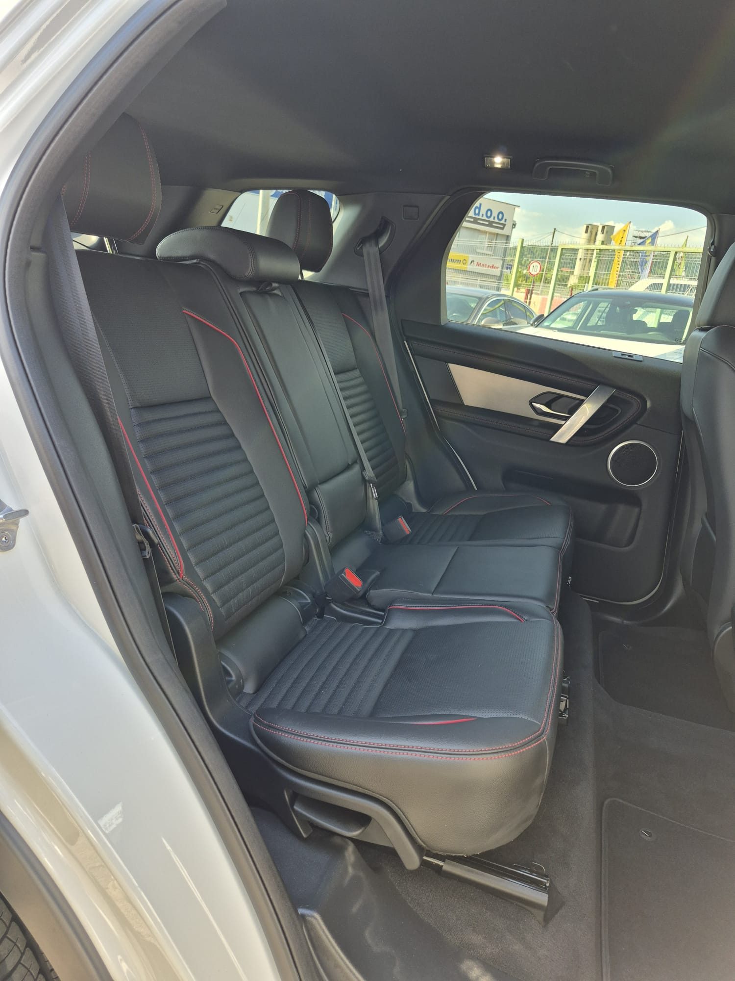 2022 Land Rover Discovery Sport — fotografija 23