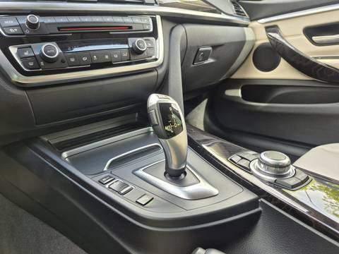 2017 BMW Serija 4 — sličica 15
