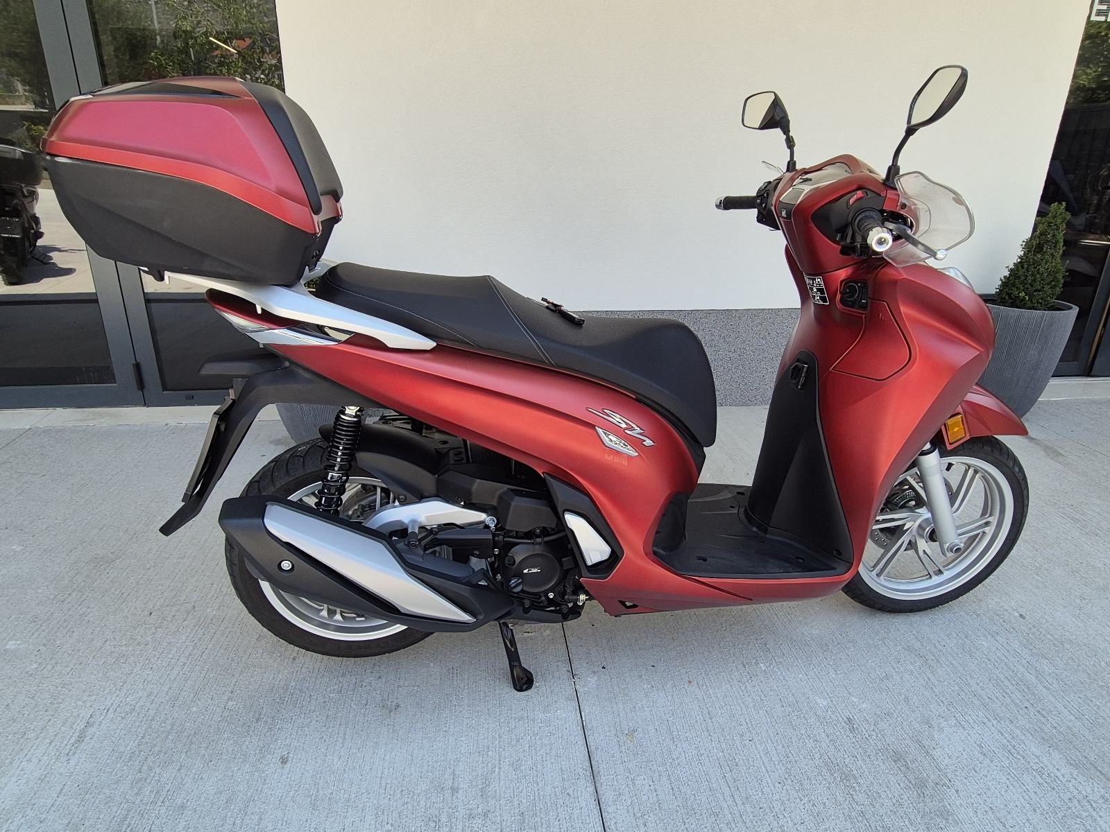 2021 Honda SH350 — fotografija 15