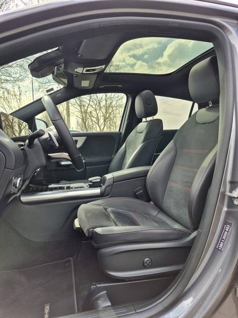 2022 Mercedes-Benz GLA — sličica 22
