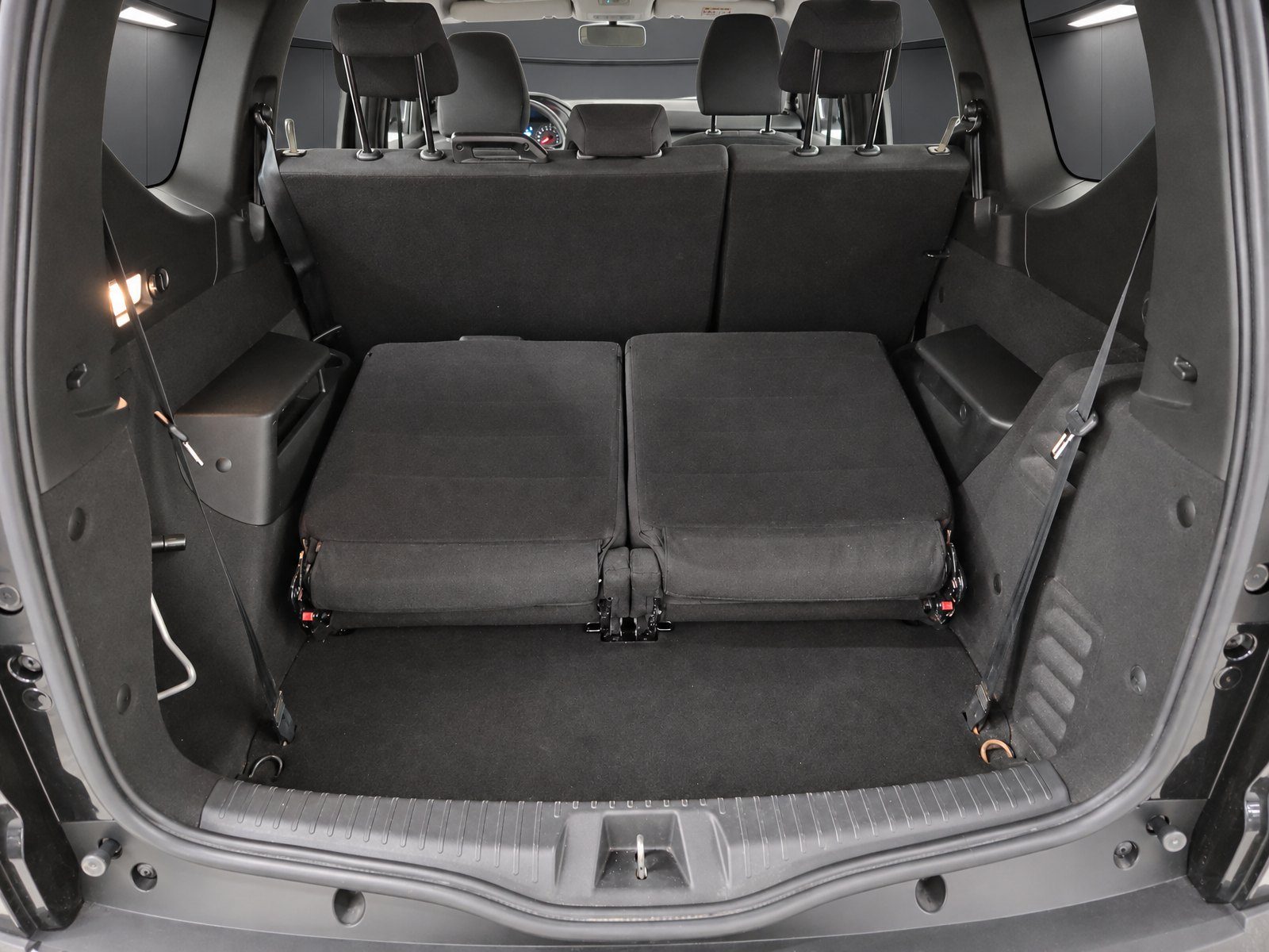 2023 Dacia Jogger — fotografija 11