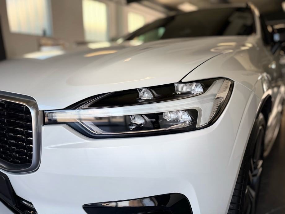 2020 Volvo XC60 — fotografija 7
