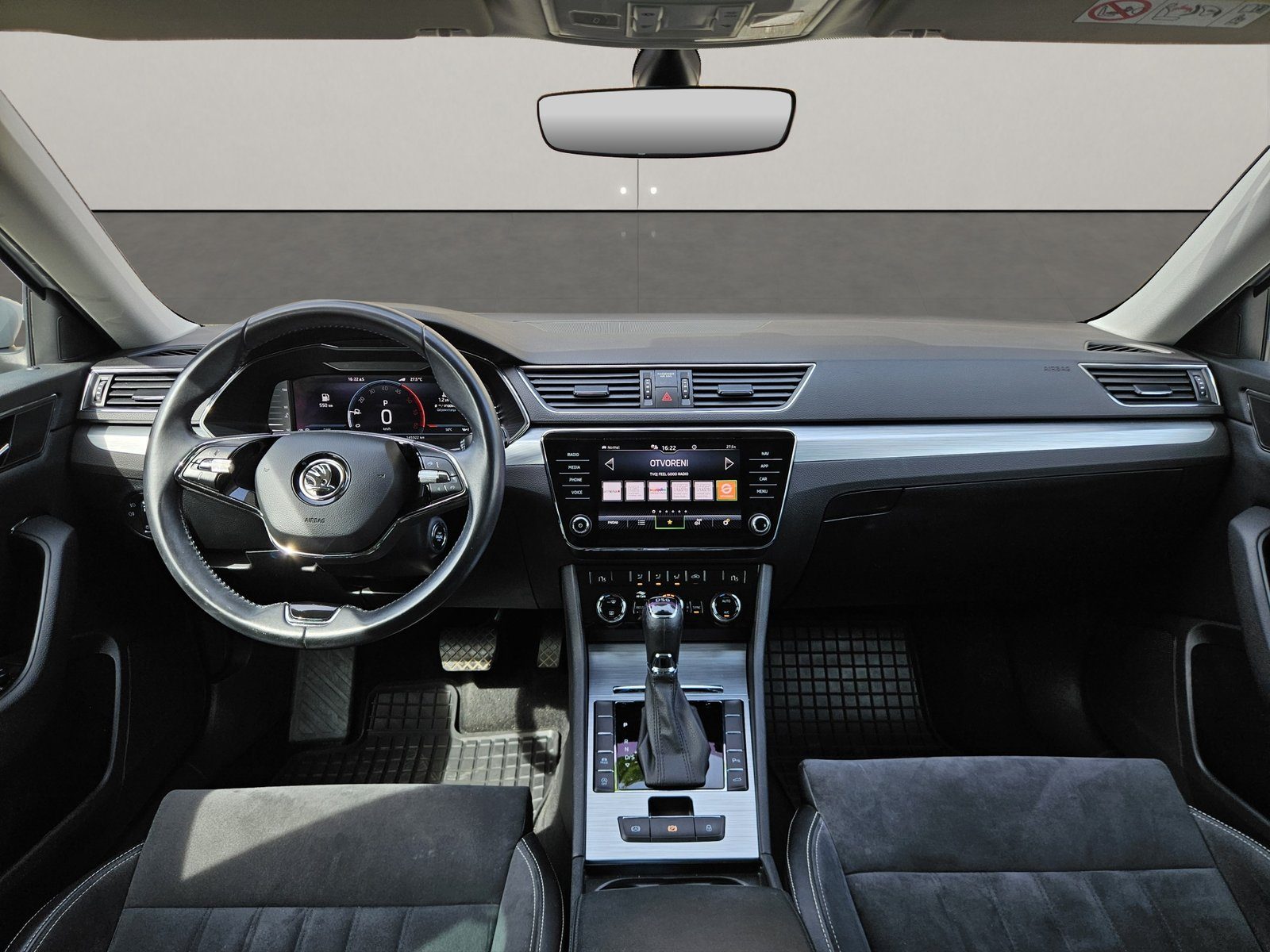 2022 Škoda Superb Combi — fotografija 10