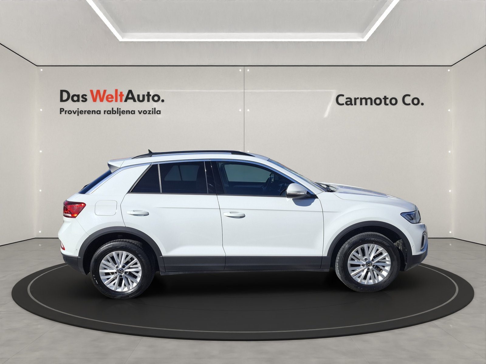 2023 Volkswagen T-Roc — fotografija 6