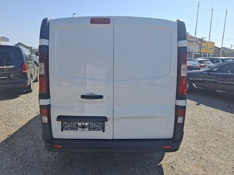 2022 Renault Trafic — fotografija 6