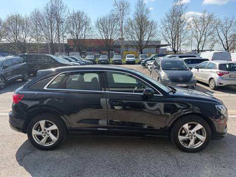 2019 Audi Q3 — sličica 6