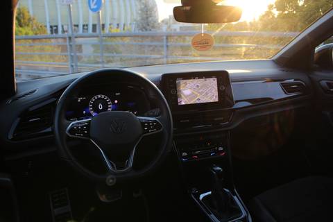 2023 Volkswagen T-Roc — sličica 28