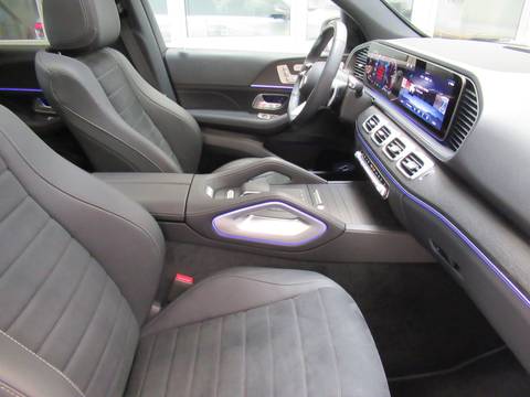 2025 Mercedes-Benz GLE — sličica 10