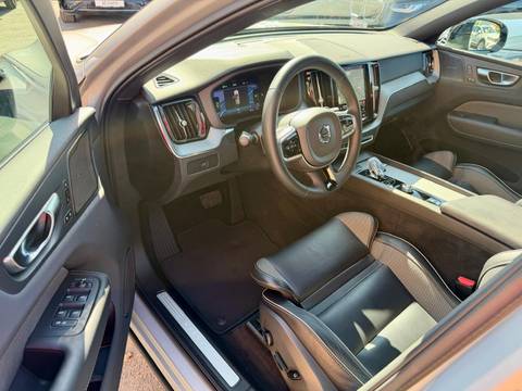 2024 Volvo XC60 — sličica 8