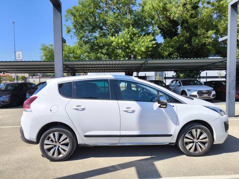 2016 Peugeot 3008 — sličica 2