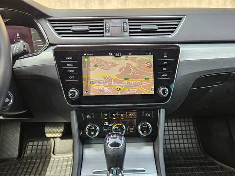 2022 Škoda Superb Combi — sličica 18