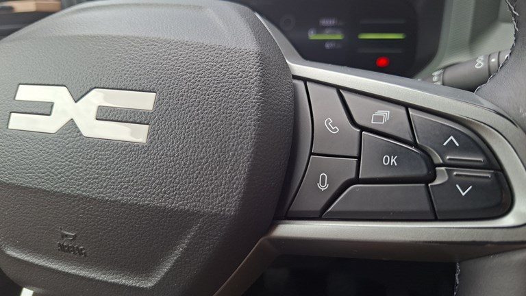 2024 Dacia Duster — fotografija 19