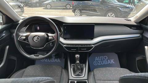 2022 Škoda Octavia Combi — sličica 11