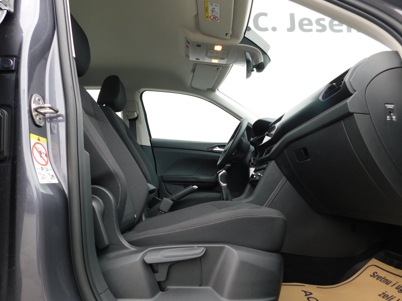 2023 Volkswagen T-Cross — fotografija 12