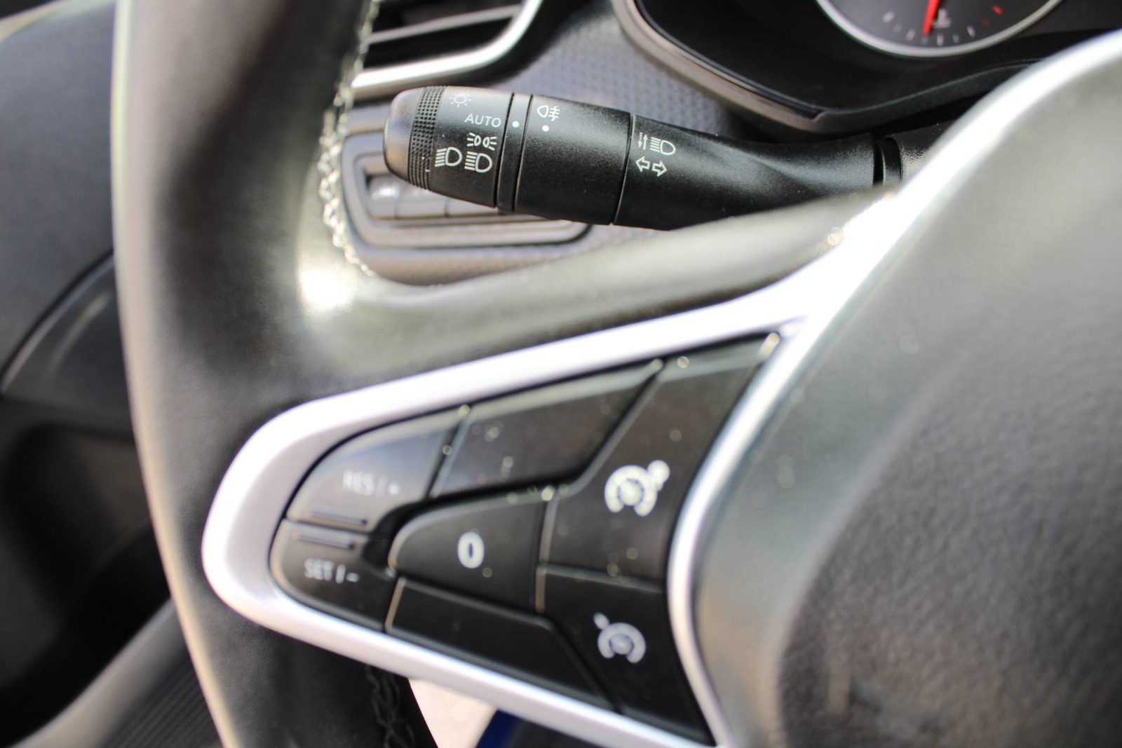 2023 Renault Clio — fotografija 15