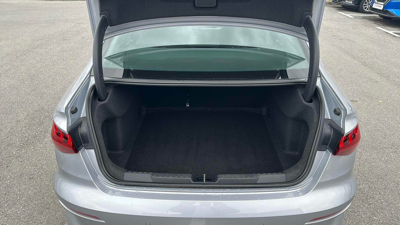 2023 Audi A3 Limousine — fotografija 12