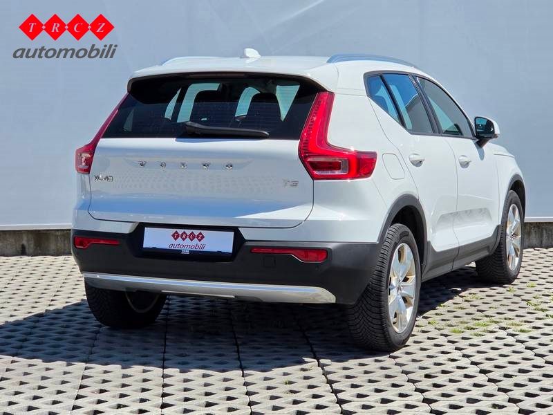 2022 Volvo XC40 — fotografija 3