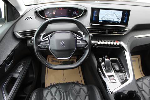 2022 Peugeot 5008 — sličica 9