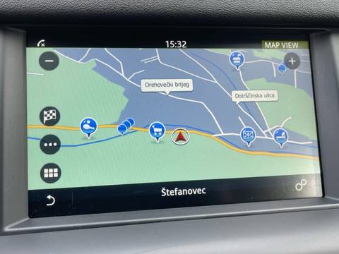 2018 Land Rover Discovery Sport — sličica 10