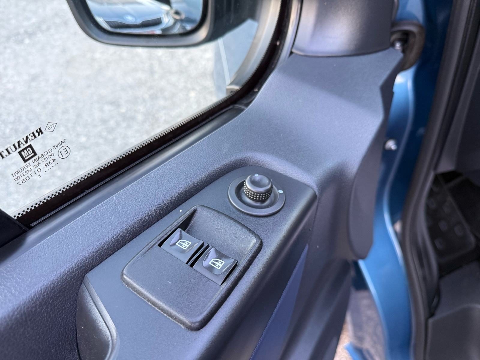 2015 Opel Vivaro — fotografija 16