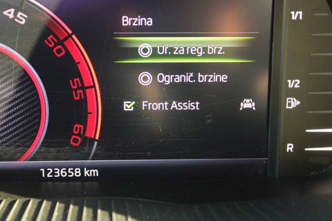 2021 Škoda Superb — sličica 23