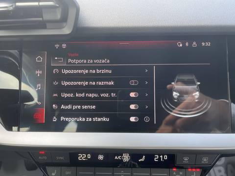2021 Audi A3 Limousine — sličica 30