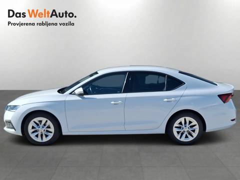 2021 Škoda Octavia — sličica 4
